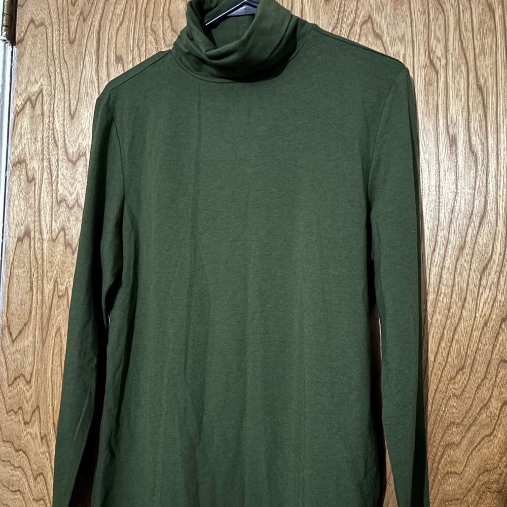Amazon Essentials Men's Olive Turtleneck Sweater